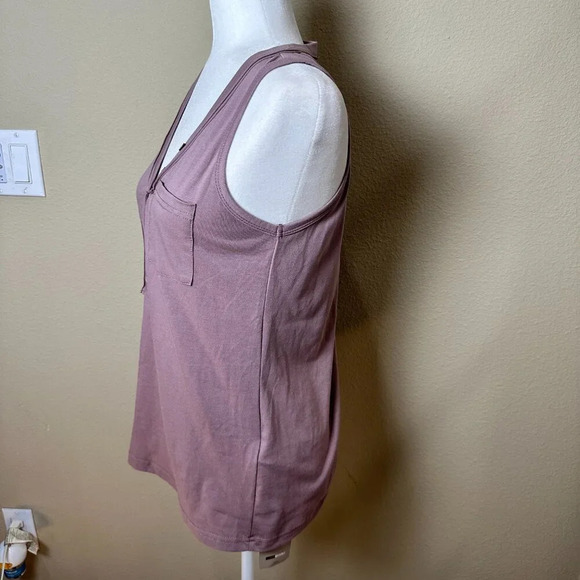 NWT Emery Rose Boutique Button Placard Blush Tank Top - size small - Picture 4 of 9